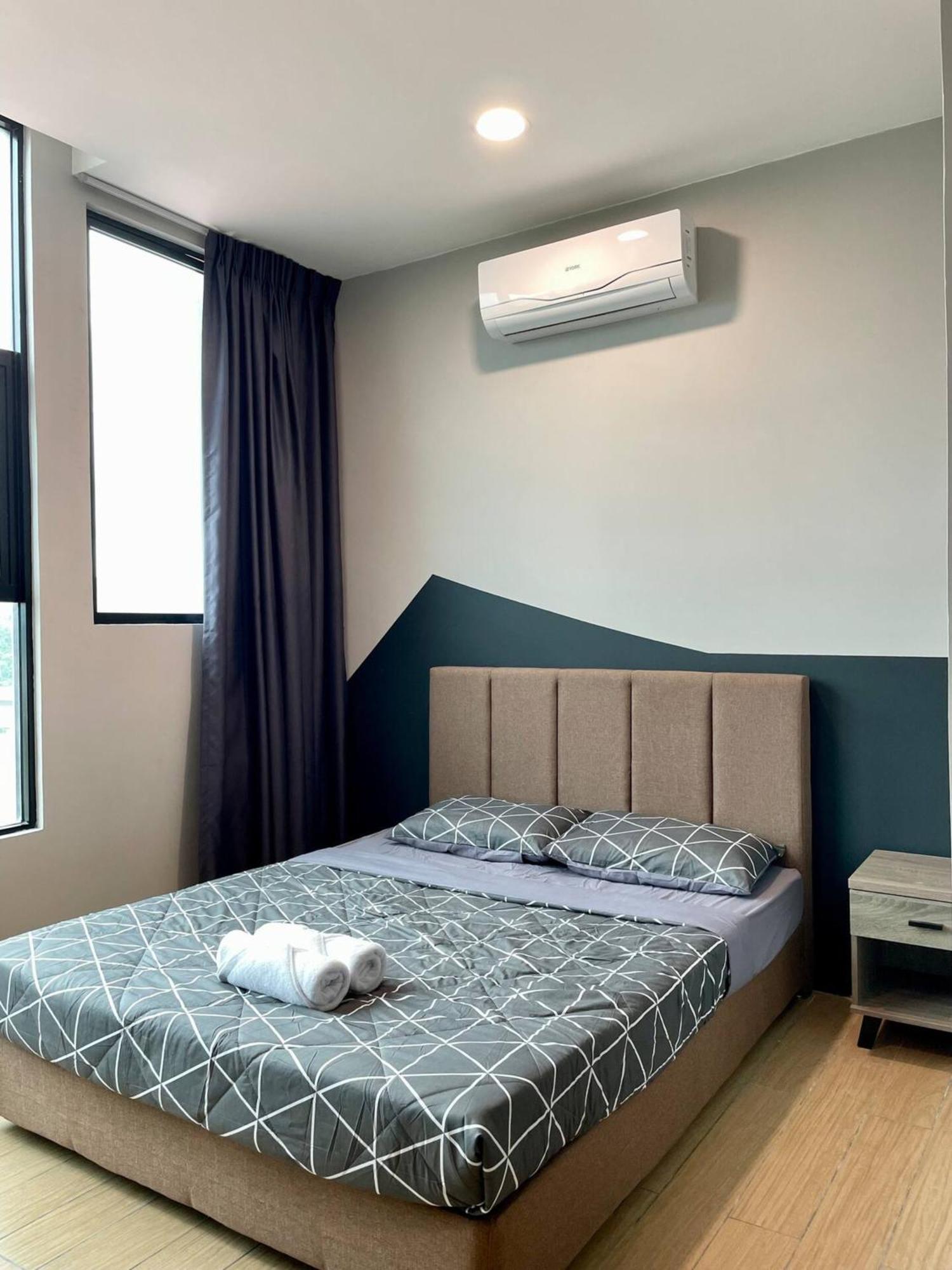 Manhattan @ Itcc Apartemen