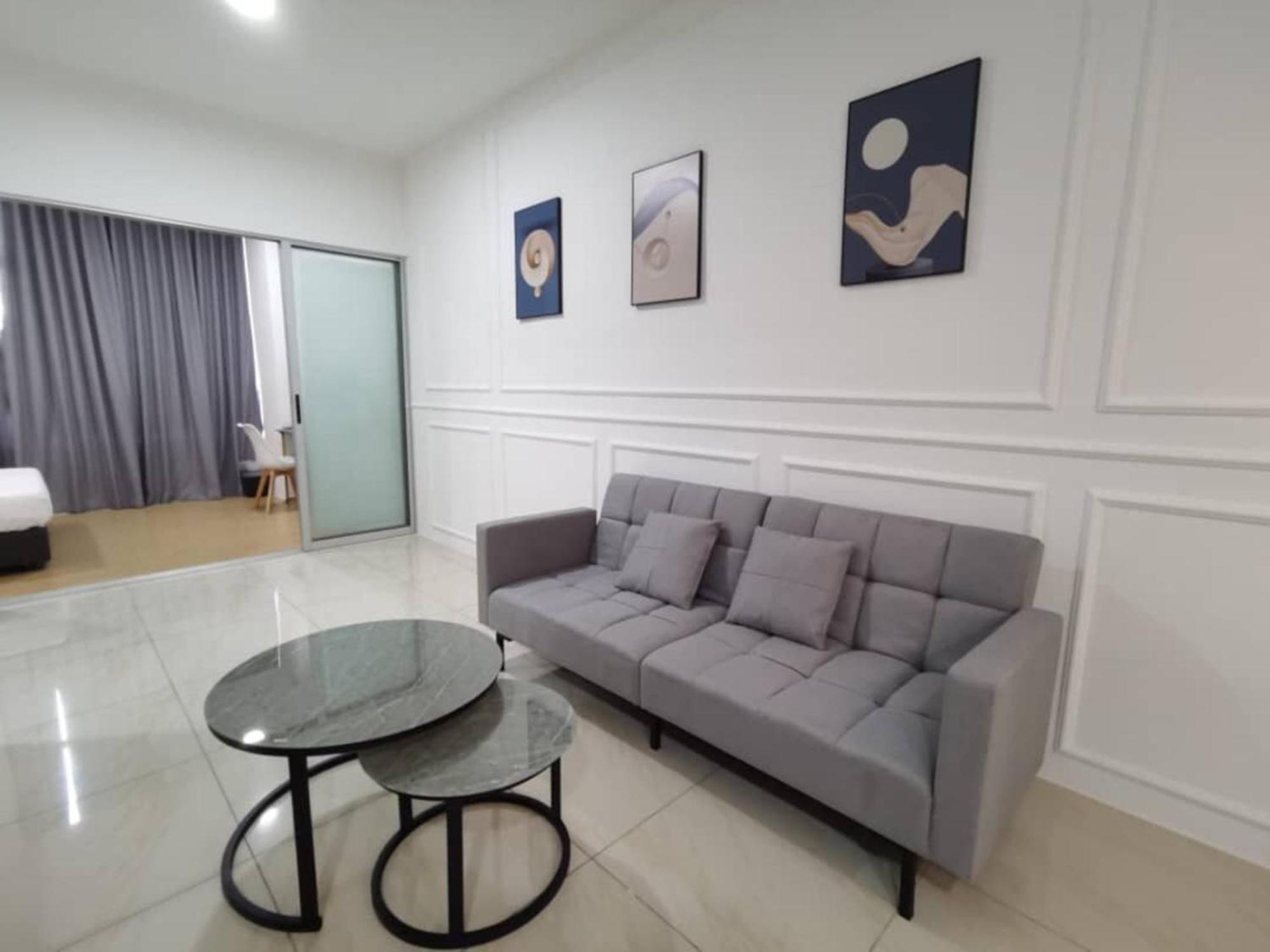 Manhattan @ Itcc Apartment *