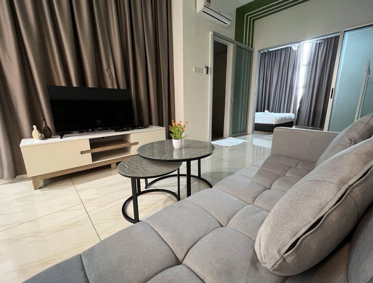 Manhattan @ Itcc Apartment
