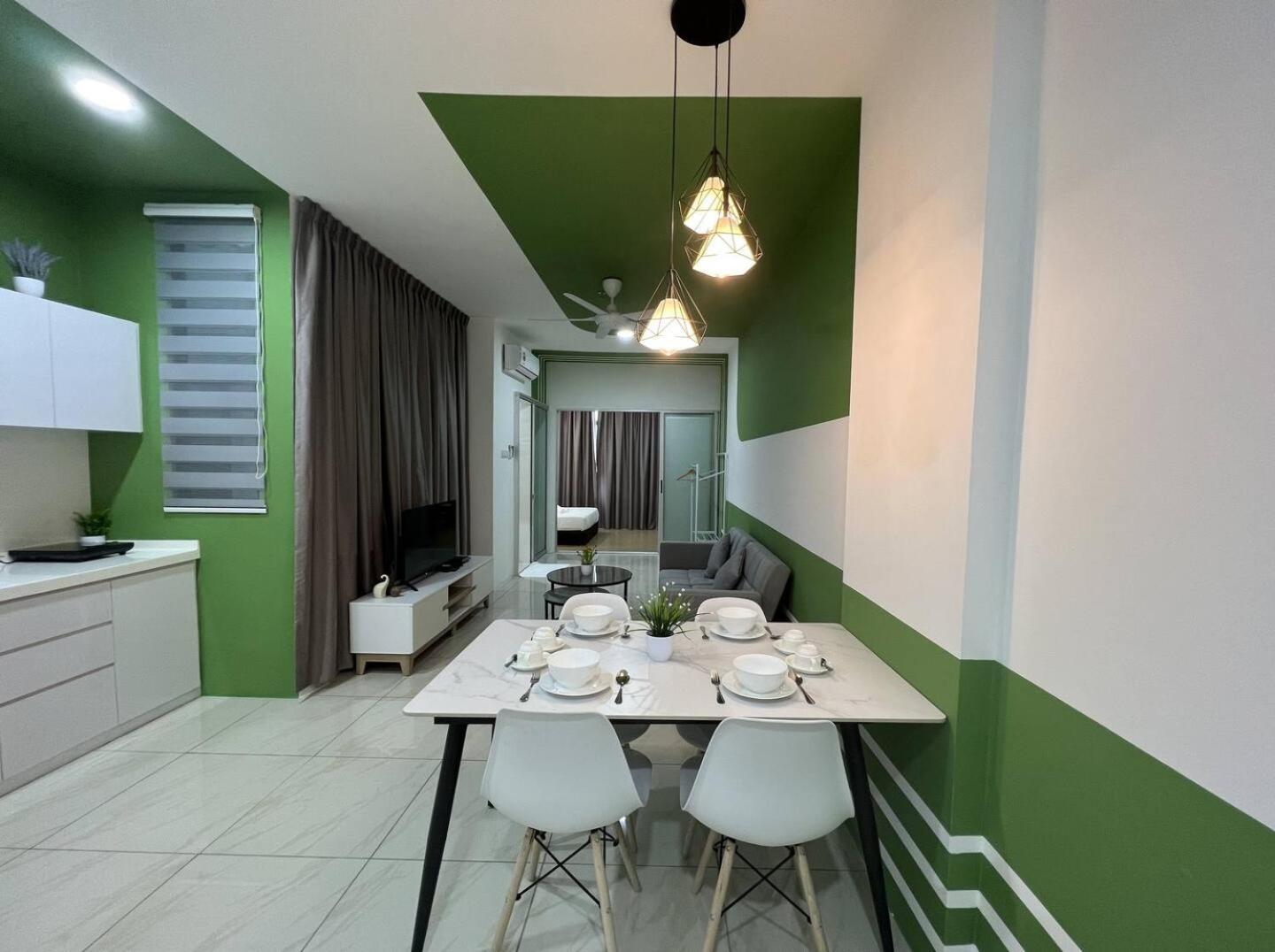 Manhattan @ Itcc Apartemen